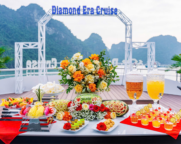 Discover Halong Bay on Diamond Era Cruise