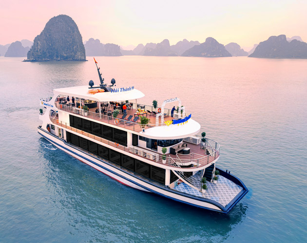 Discover Halong Bay on Diamond Era Cruise
