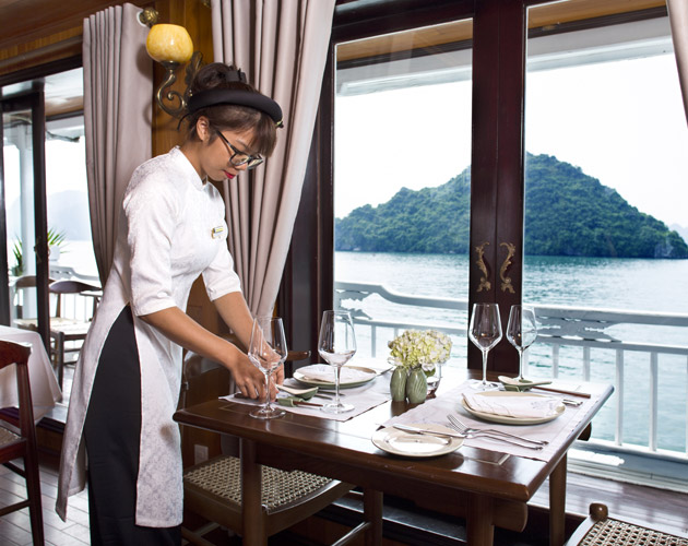 Discover Halong Bay on Hera Classic Boutique Cruise
