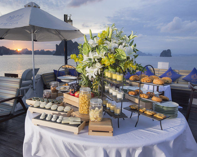 Discover Halong Bay on Hera Grand Luxury Cruise