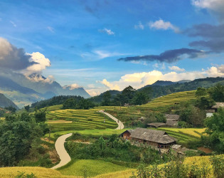 2 Days Sapa Homestay Tour | Trek Lao Chai Ta Van from Hanoi